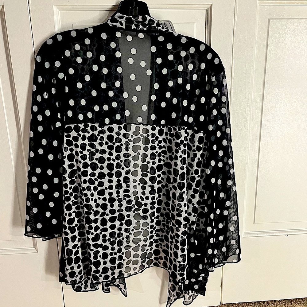 Lightl weight polka dot draped jacket